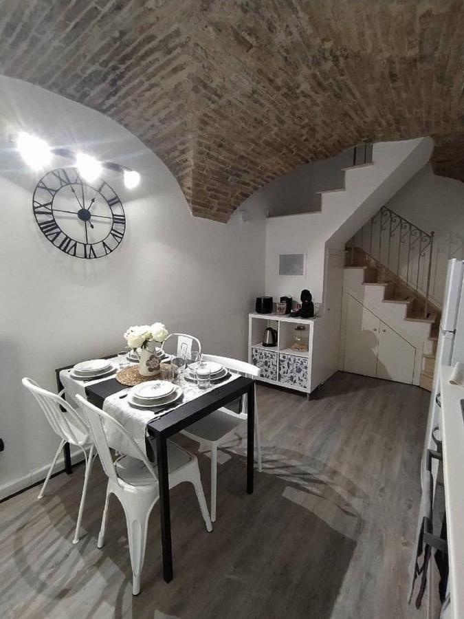 Апартаменты Casa In Centro Storico Vista Gran Sasso Атри Экстерьер фото