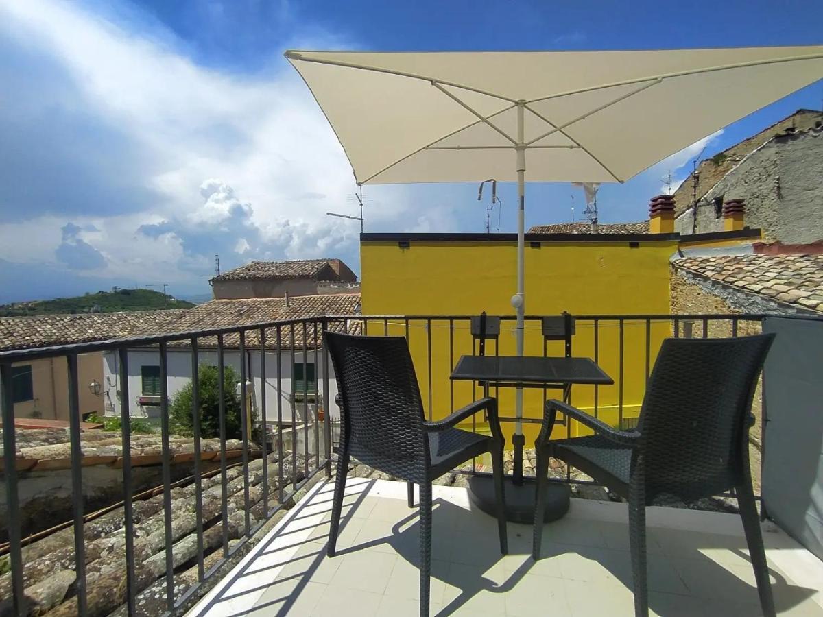 Апартаменты Casa In Centro Storico Vista Gran Sasso Атри Экстерьер фото